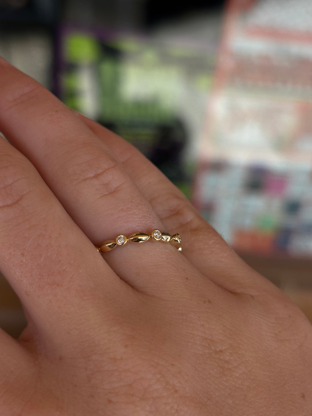 14K Yellow Gold Bubble Diamond Band