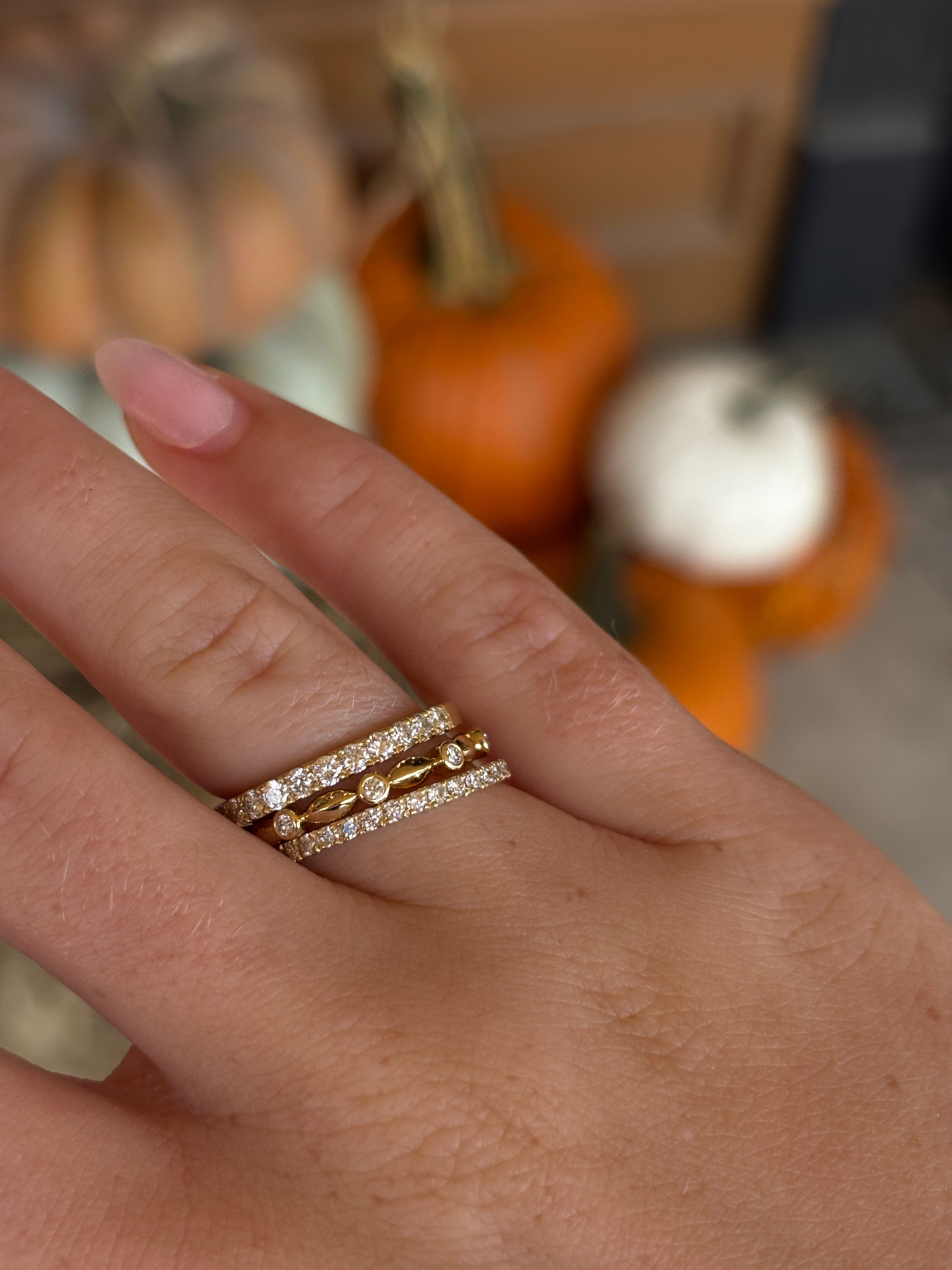 14K Yellow Gold Diamond Wedding Band (0.25ctw)