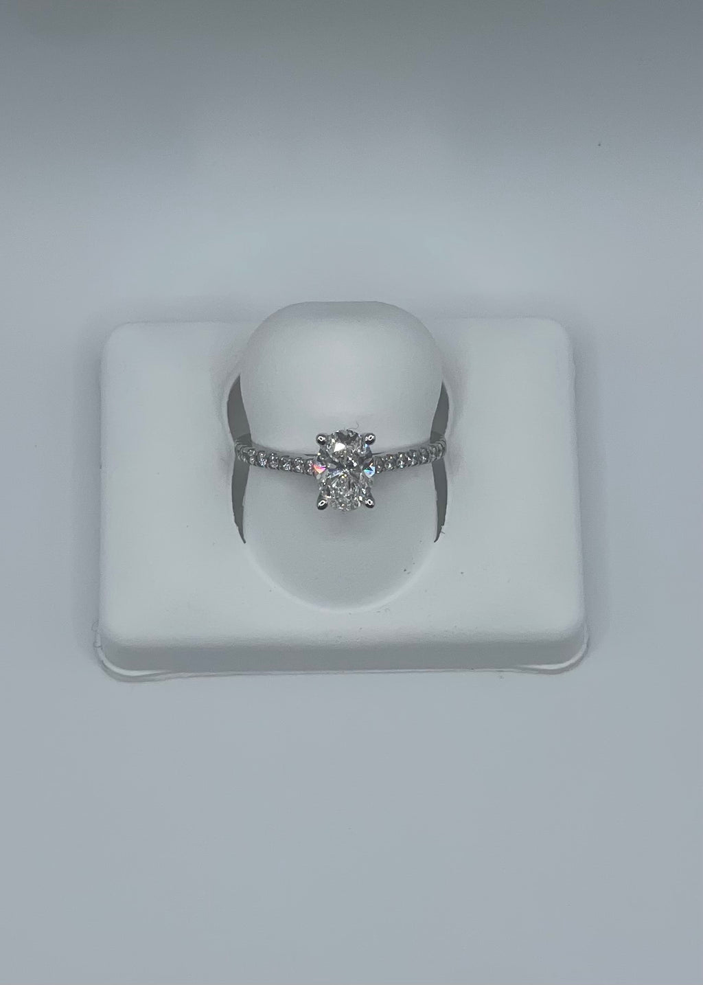 14K White Gold Oval-Cut Diamond Engagement Ring - 0.89 Carat, Lab G-H VS1