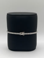 Exquisite 14k White Gold Diamond Tennis Bracelet - 5.66ctw LAB Diamonds