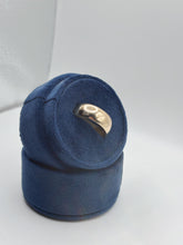 Load image into Gallery viewer, 14K Yellow Gold Men’s Half-Round Wedding Band
