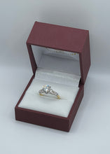 Load image into Gallery viewer, 18k Yellow Gold and Platinum Wedding Ring Set with 1.52ct Round Center Diamond
