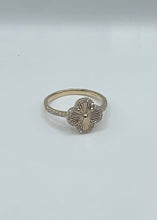 Load image into Gallery viewer, 14K Yellow Gold Fluted Quatrefoil Ring - 0.24ct Diamonds
