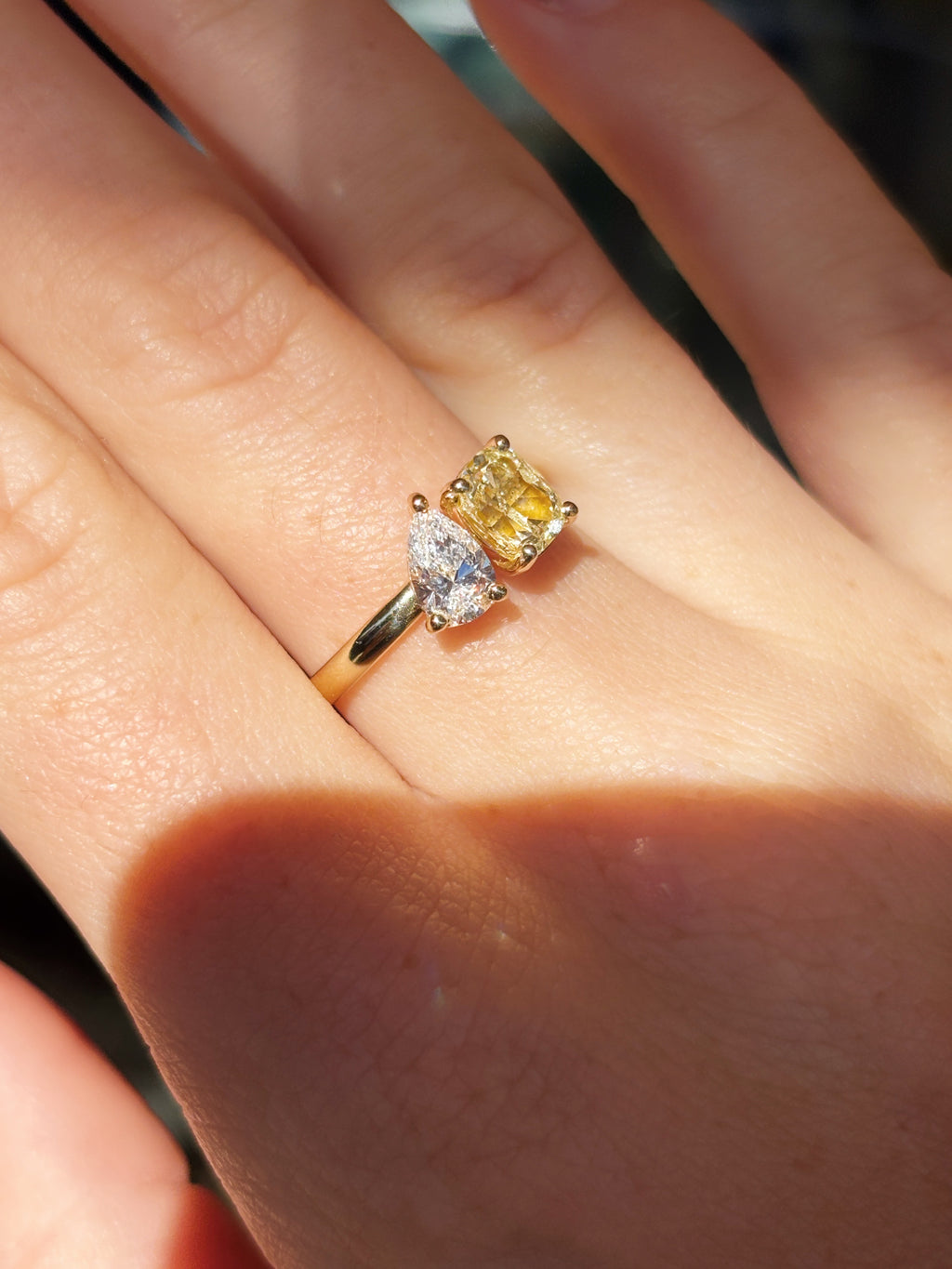 Golden Harmony Toi et Moi Diamond Ring