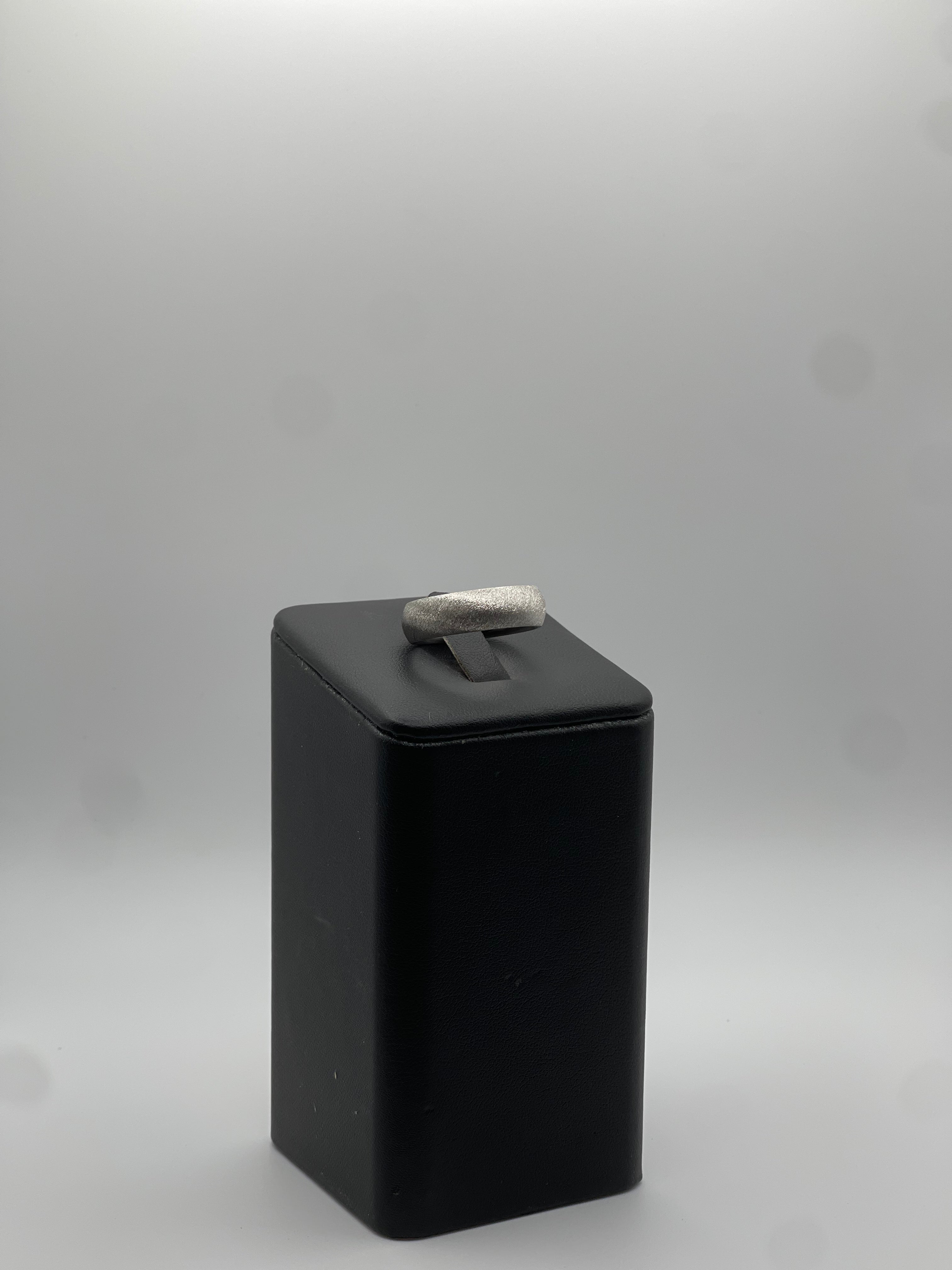 Men's Rock Finish Platinum Band