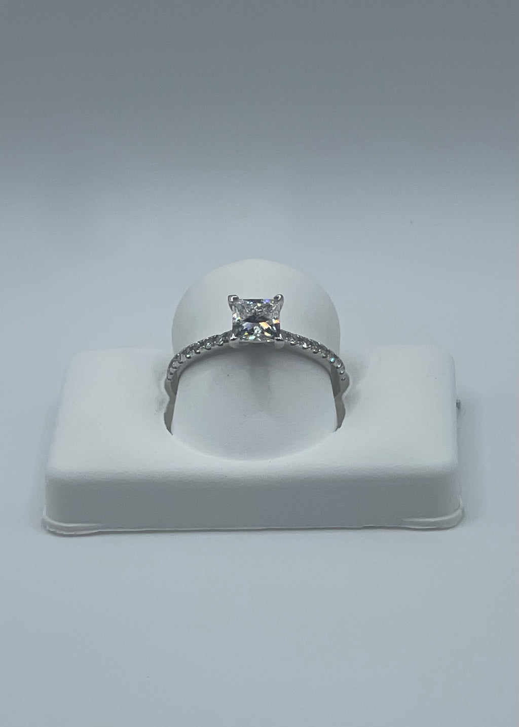 14K White Gold Princess-Cut Diamond Engagement Ring - 0.90 Carat, Lab H VS1