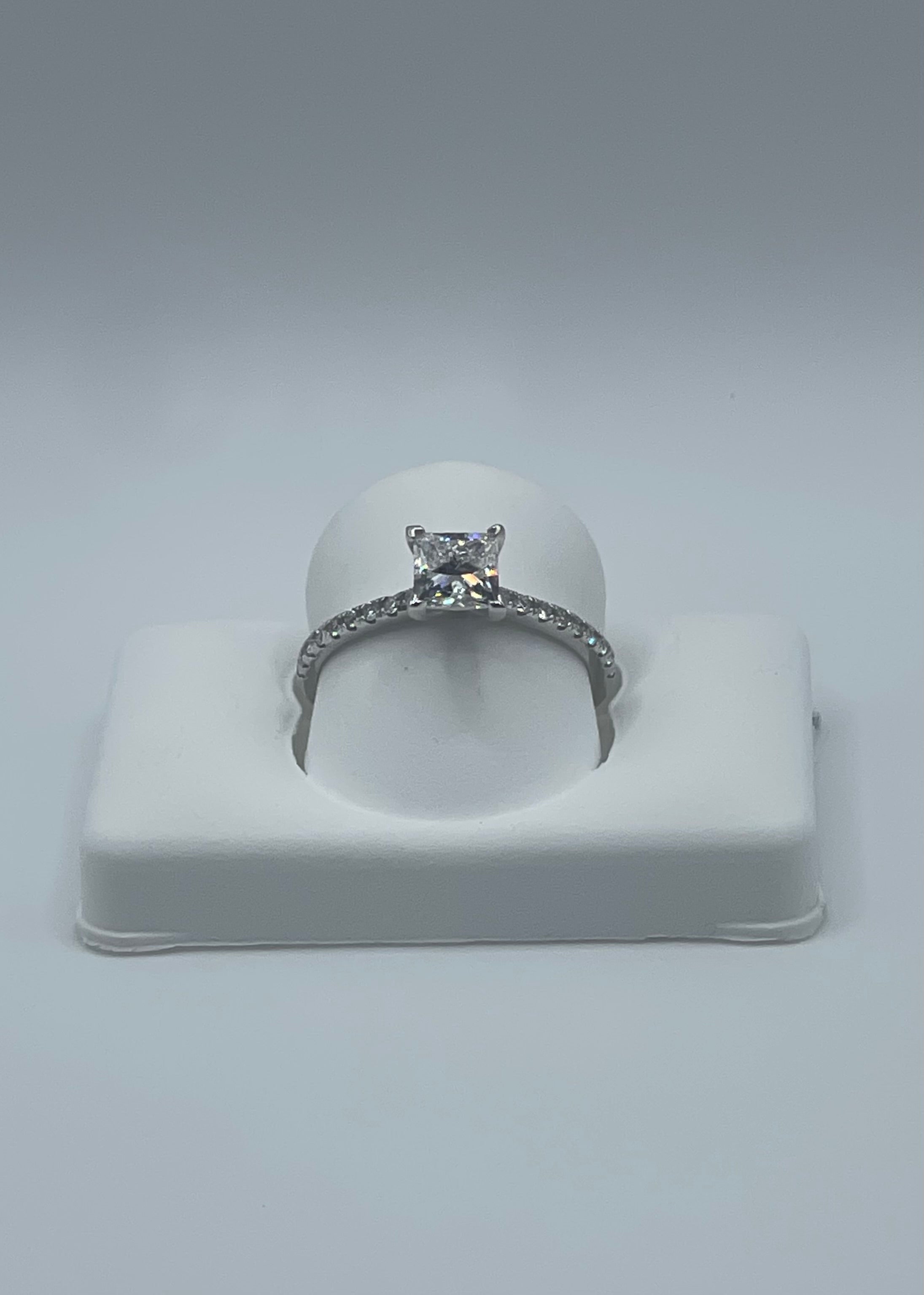 14K White Gold Princess-Cut Diamond Engagement Ring - 0.90 Carat, Lab H VS1