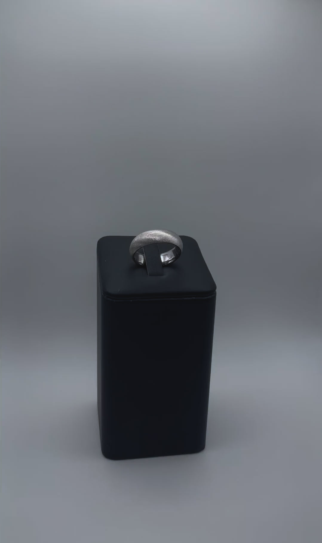 Men's Rock Finish Platinum Band