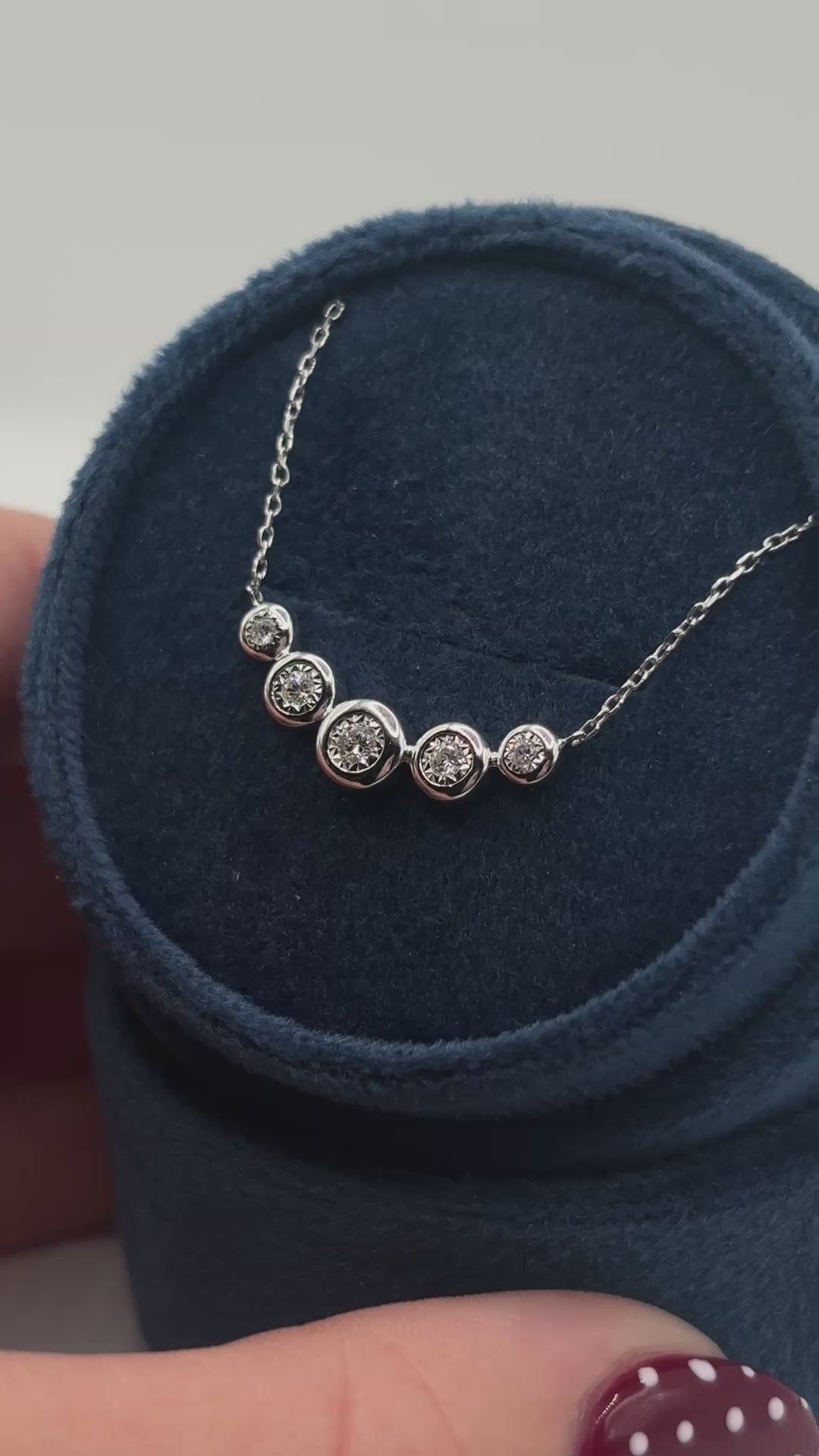 14K White Gold Tapered Bezel Diamond Pendant