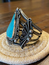 Load image into Gallery viewer, Vintage 1970s Triangle Turquoise Stone Sterling Silver Cuff Bracelet
