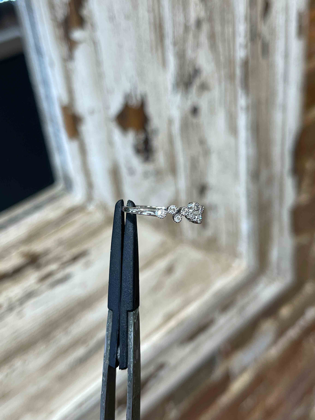 Straight Cobblestone Ring